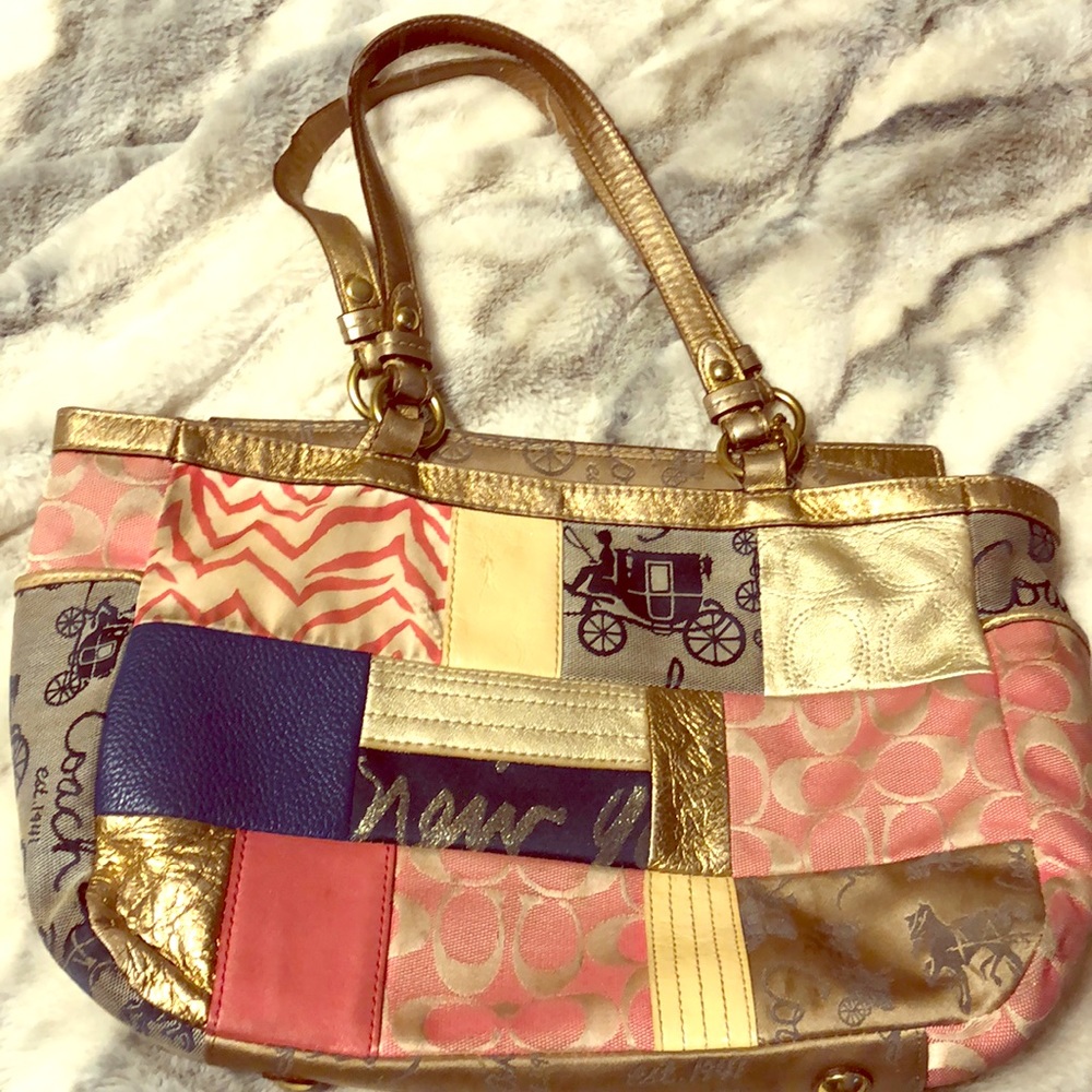 This is a COACH BAG (Real)
